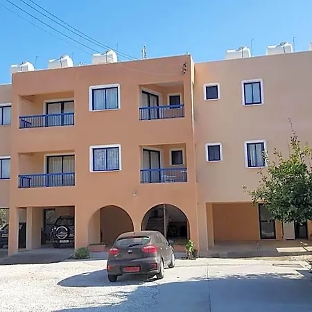 Georgia Hotel *